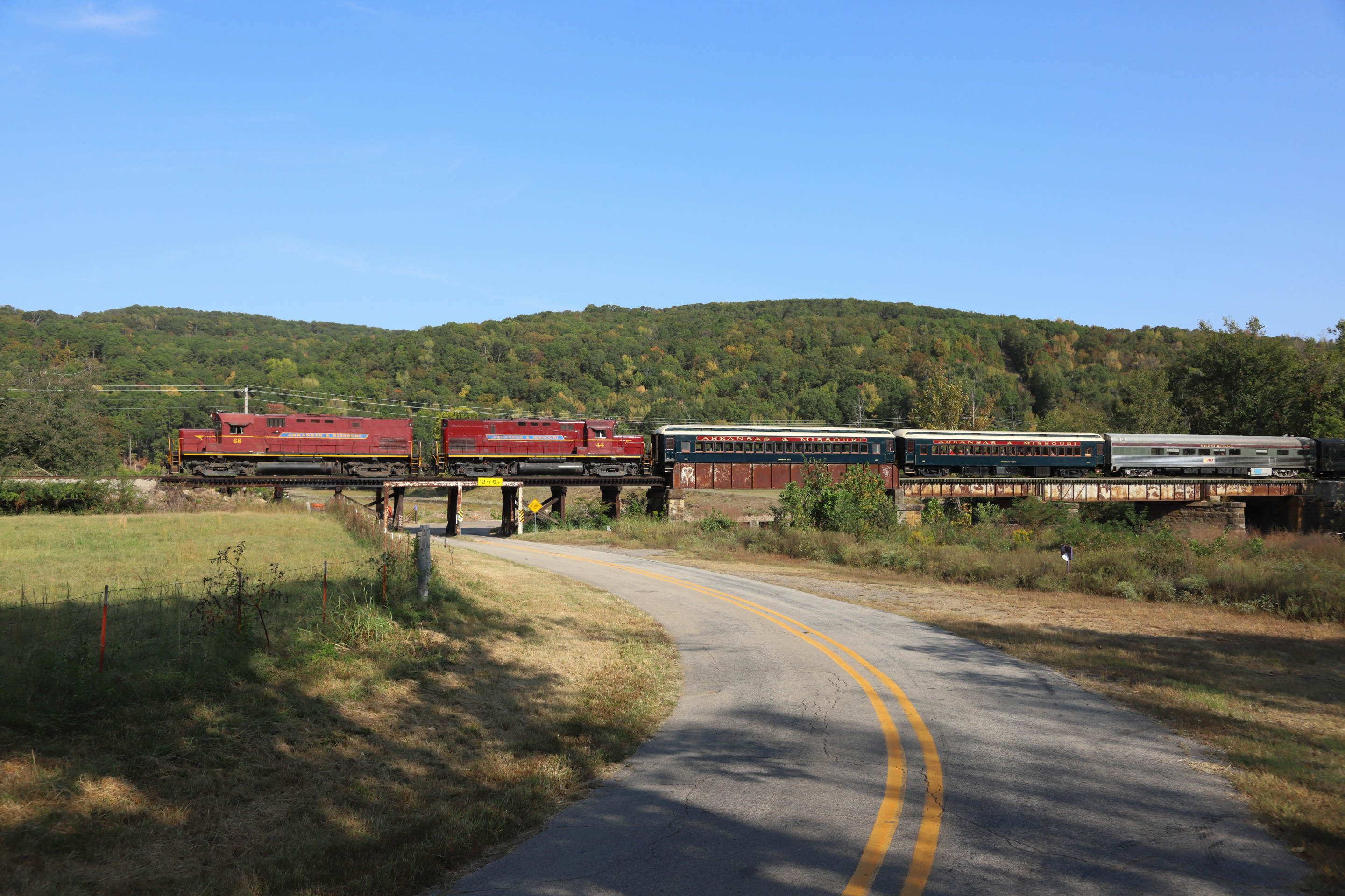 AM 68, Mountainburg