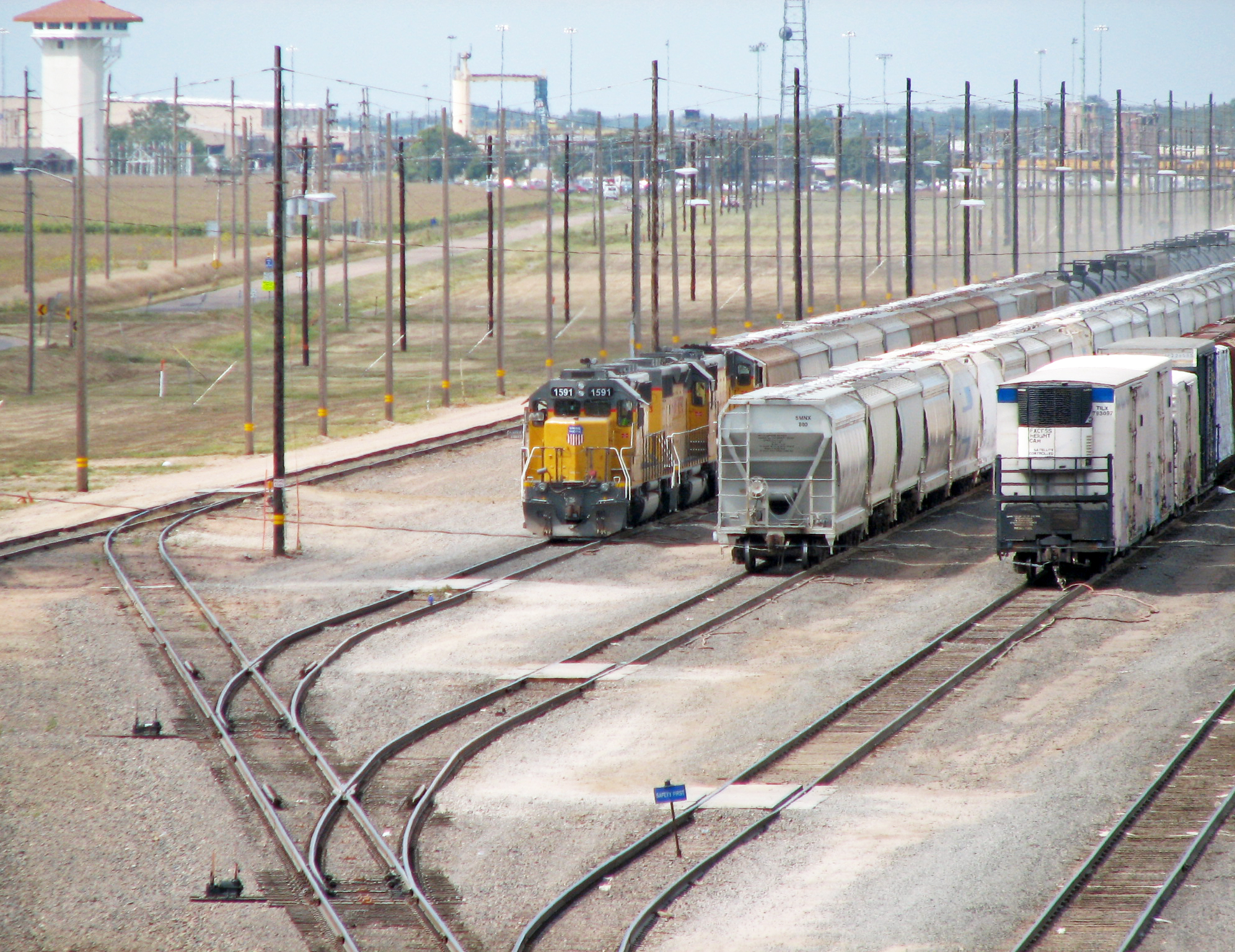 Union Pacific Railroad # 1591 diesel locomotive (Bailey Yard, North Platte, Nebraska, USA)