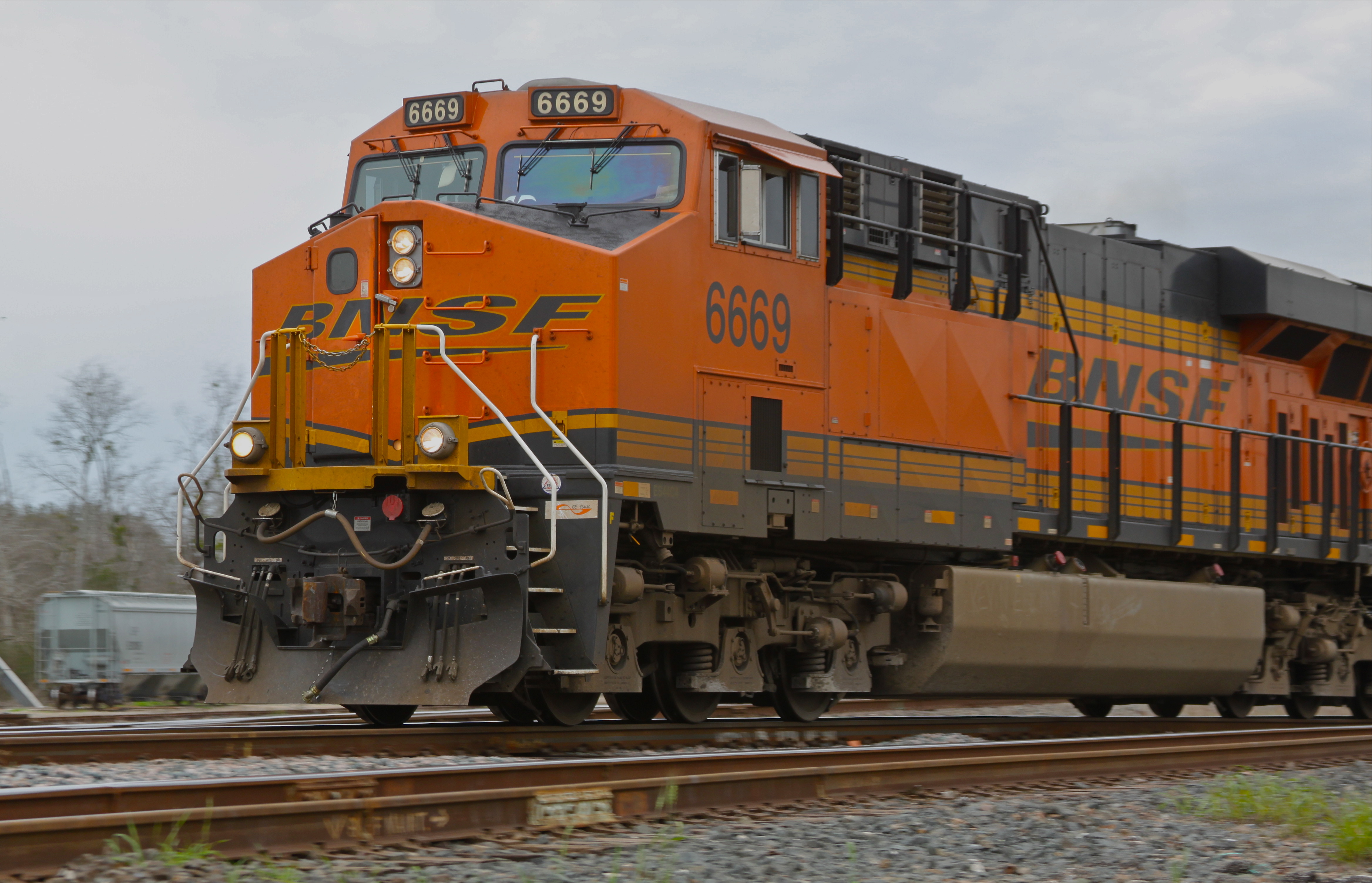 BNSF ES44AC eastbound to Houston/Galveston TX