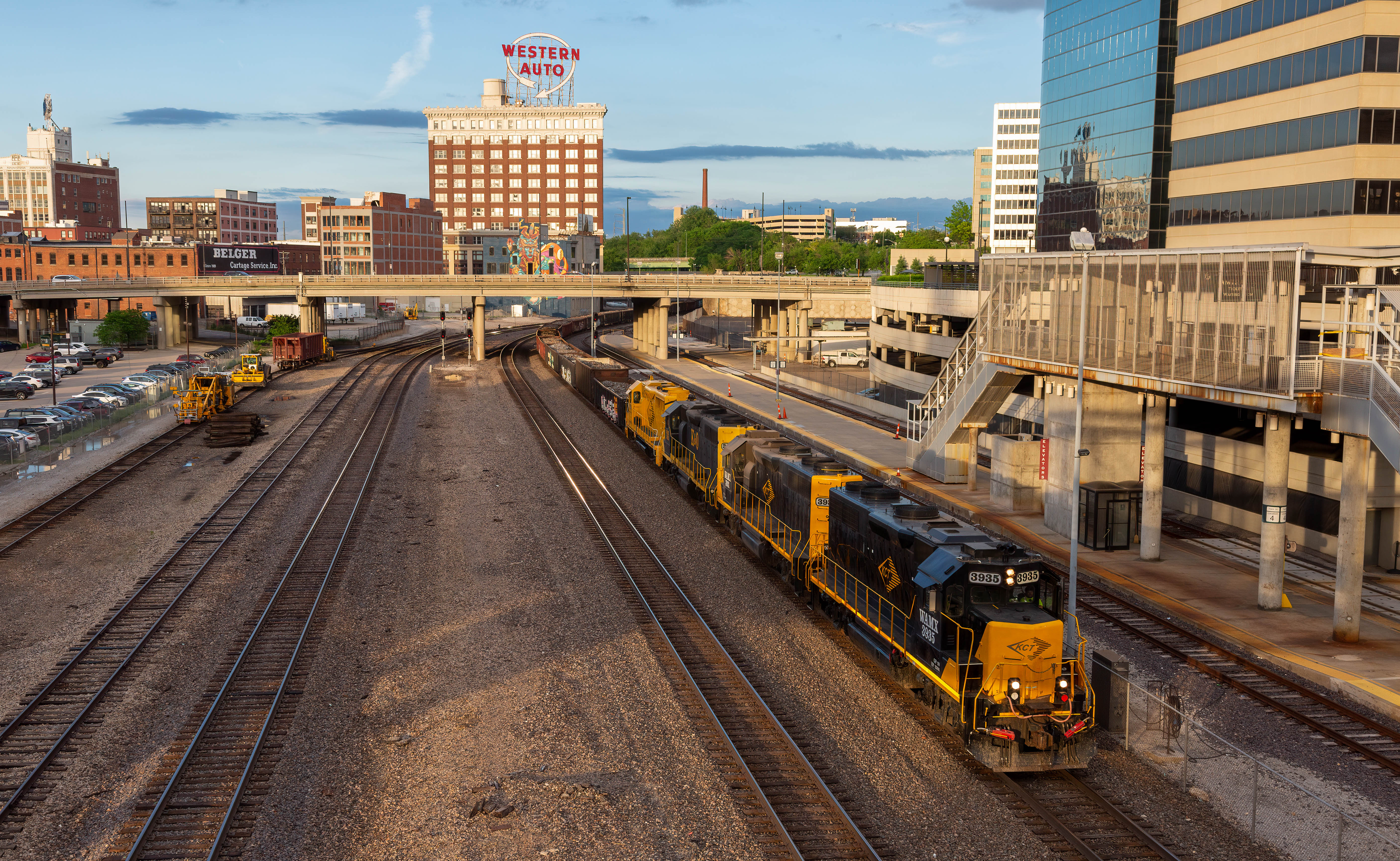 KCT & K&O Locomotives Rolling Through Kansas City