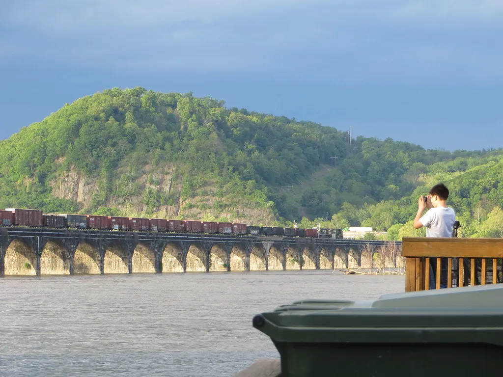 20140524 22 Norfolk Southern RR crossing Rockville Bridge